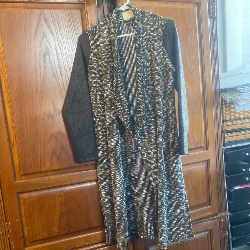 Jones New York Black and White Cardigan with Shawl Collar and Geometric Pattern